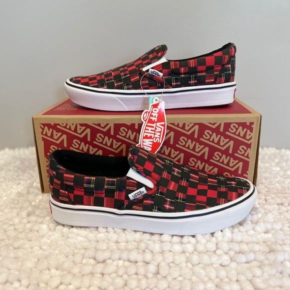Vans Shoes - VANS COMFYCUSH SLIP ON